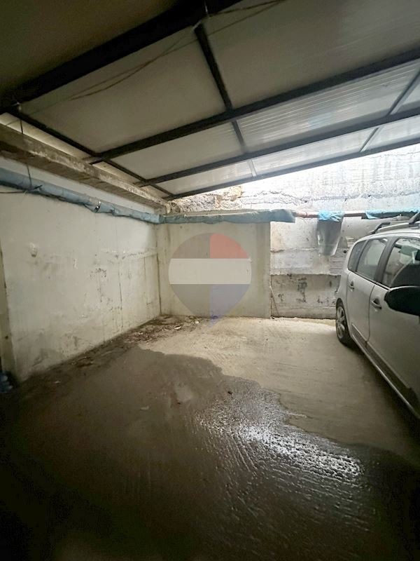 Дава под наем Гараж, Паркомясто град Варна , Трошево , 14 кв.м | 27875535 — Imoti.com Дава под наем Гараж, Паркомясто град Варна , Трошево , 14 кв.м | 27875535