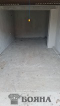 Дава под наем ГАРАЖ, ПАРКОМЯСТО, гр. Русе, Веждата, снимка 5 — Bazar.bg Дава под наем ГАРАЖ, ПАРКОМЯСТО, гр. Русе, Веждата, снимка 5