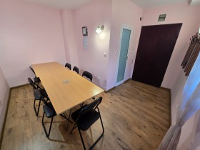 ОФИС, 20 m2 - Holmes.bg ОФИС, 20 m2