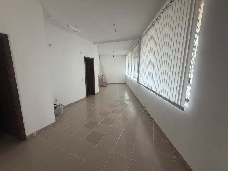 Под наем МАГАЗИН, област Благоевград, гр. Банско • 450 € • 19362529 1 — Holmes.bg Под наем МАГАЗИН, област Благоевград, гр. Банско • 450 € • 19362529 1