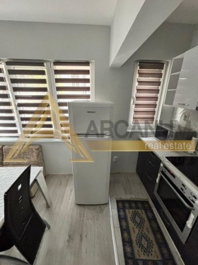 Обява Дава под наем 3-СТАЕН,град Варна, ВИНС-Червен площад