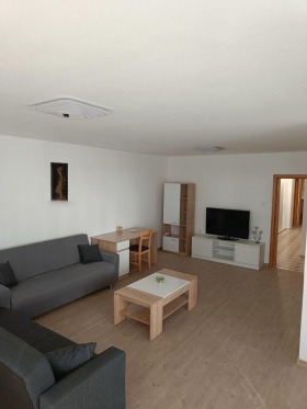 3-СТАЕН, 130 m2 - Holmes.bg 3-СТАЕН, 130 m2