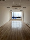 Под наем ОФИС, град Варна, Метро • 410 € • 59461624 2 — Holmes.bg Под наем ОФИС, град Варна, Метро • 410 € • 59461624 2