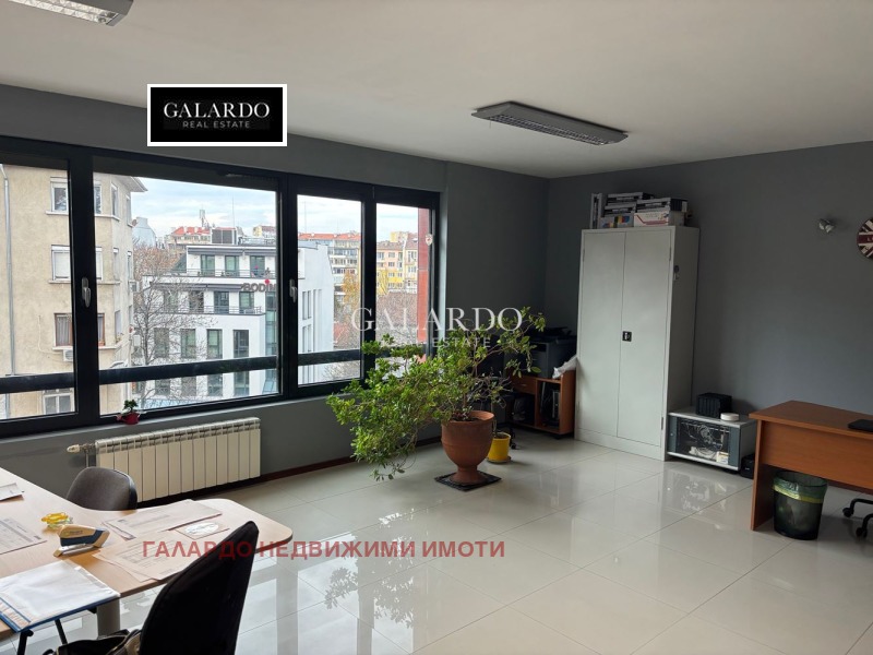 Под наем ОФИС, град София, Център • 1600 € / 3129.33 лв. • 15990272 1 — Holmes.bg Под наем ОФИС, град София, Център • 1600 € / 3129.33 лв. • 15990272 1