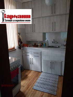 Обява Дава под наем ЕТАЖ ОТ КЪЩА,гр. Панагюрище, област Пазарджик