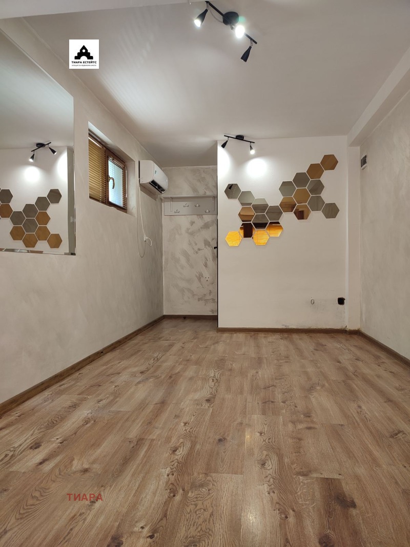 Под наем ОФИС, град София, Бъкстон • 350 € • 70317242 1 — Holmes.bg Под наем ОФИС, град София, Бъкстон • 350 € • 70317242 1