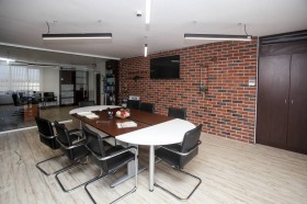ОФИС, 180 m2 - Holmes.bg ОФИС, 180 m2