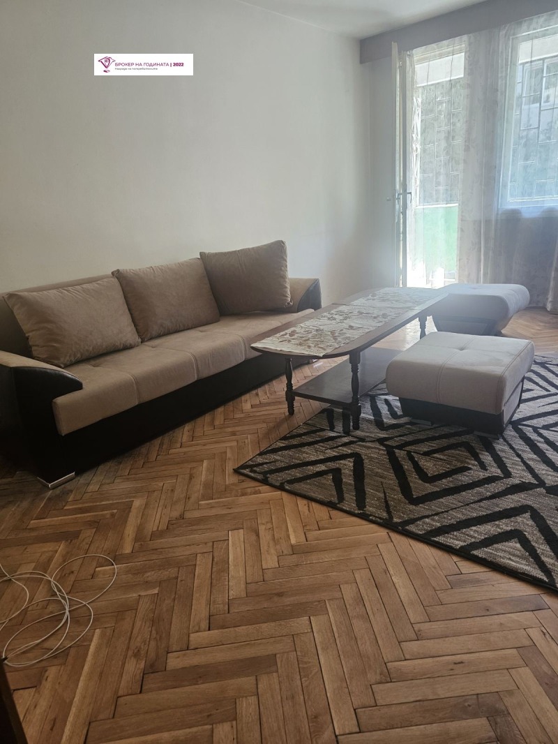 Под наем 3-СТАЕН, град София, Лозенец • 700 € / 1369.08 лв. • 52288307 1 — Holmes.bg Под наем 3-СТАЕН, град София, Лозенец • 700 € / 1369.08 лв. • 52288307 1