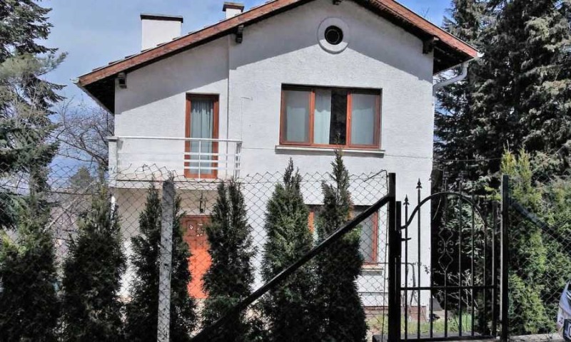 Под наем КЪЩА, град София, в.з.Беловодски път • 1450 € / 2835.95 лв. • 62671567 1 — Holmes.bg Под наем КЪЩА, град София, в.з.Беловодски път • 1450 € / 2835.95 лв. • 62671567 1