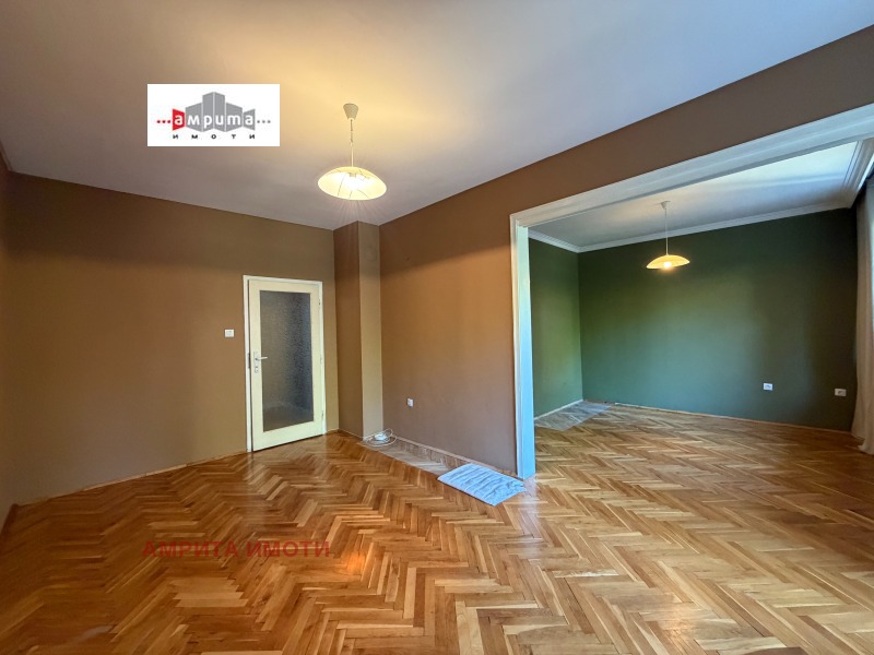Под наем 2-СТАЕН, град София, Медицинска академия • 800 € • 17685916 1 — Holmes.bg Под наем 2-СТАЕН, град София, Медицинска академия • 800 € • 17685916 1