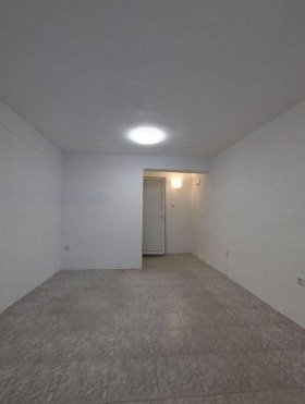 МАГАЗИН, 21 m2 - Holmes.bg МАГАЗИН, 21 m2