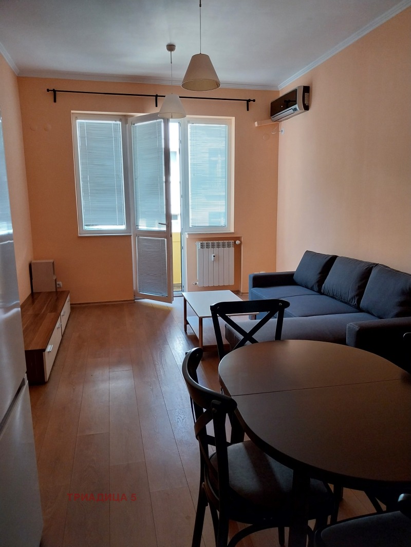Под наем 3-СТАЕН, град София, Докторски паметник • 820 € • 11883039 1 — Holmes.bg Под наем 3-СТАЕН, град София, Докторски паметник • 820 € • 11883039 1