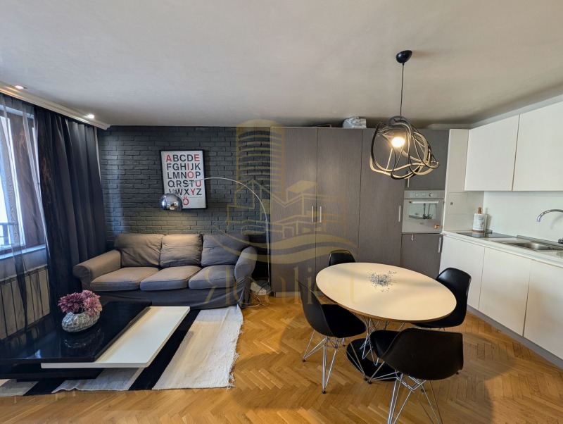 Под наем 2-СТАЕН, град София, Изгрев • 725 € / 1417.98 лв. • 66920852 1 — Holmes.bg Под наем 2-СТАЕН, град София, Изгрев • 725 € / 1417.98 лв. • 66920852 1