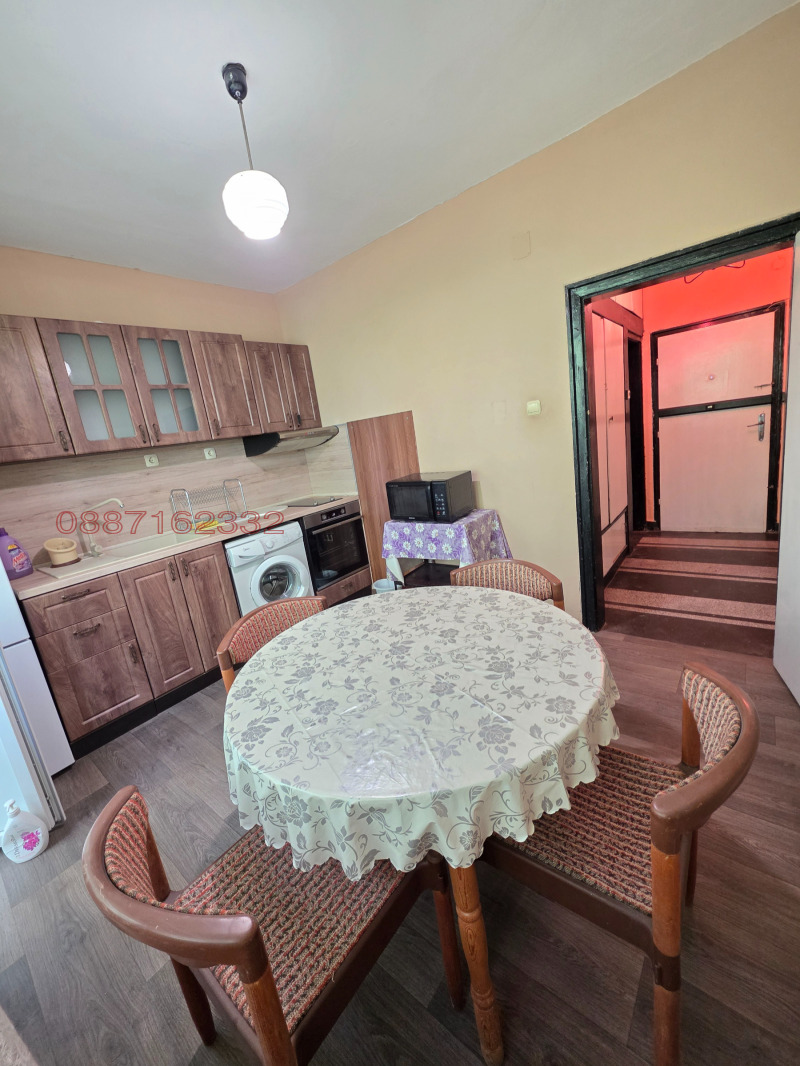 Под наем 2-СТАЕН, град Пловдив, Център • 360 € / 704.10 лв. • 84232844 1 — Holmes.bg Под наем 2-СТАЕН, град Пловдив, Център • 360 € / 704.10 лв. • 84232844 1