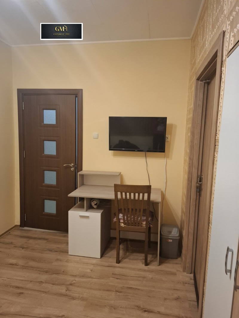 Под наем 4-СТАЕН, град Плевен, Широк център • 500 € / 977.91 лв. • 34347185 1 — Holmes.bg Под наем 4-СТАЕН, град Плевен, Широк център • 500 € / 977.91 лв. • 34347185 1