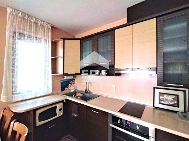 Под наем 3-СТАЕН, град Варна, Лятно кино Тракия • 700 € / 1369.08 лв. • 17814754 1 — Holmes.bg Под наем 3-СТАЕН, град Варна, Лятно кино Тракия • 700 € / 1369.08 лв. • 17814754 1