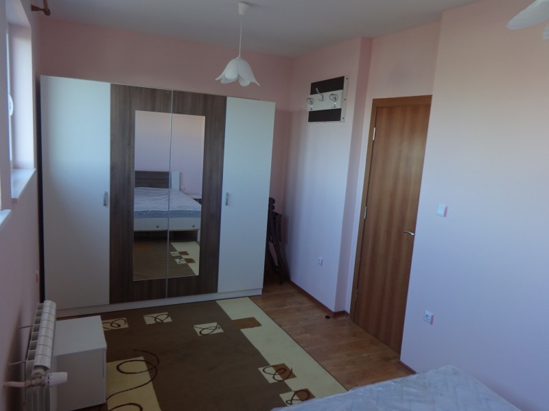 Под наем 3-СТАЕН, град София, Сухата река • 680 € / 1329.96 лв. • 13544816 1 — Holmes.bg Под наем 3-СТАЕН, град София, Сухата река • 680 € / 1329.96 лв. • 13544816 1