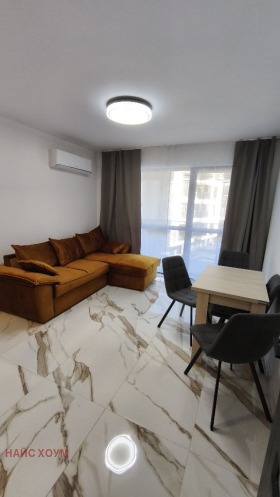 Обява Дава под наем 2-СТАЕН,град София, Хладилника