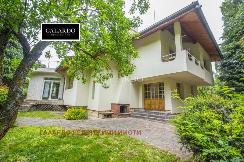 Под наем КЪЩА, град София, Драгалевци • 2100 € / 4107.24 лв. • 51300830 1 — Holmes.bg Под наем КЪЩА, град София, Драгалевци • 2100 € / 4107.24 лв. • 51300830 1