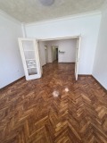 Под наем ОФИС, град София, Център • 899 € / 1758.29 лв. • 49389124 3 — Holmes.bg Под наем ОФИС, град София, Център • 899 € / 1758.29 лв. • 49389124 3