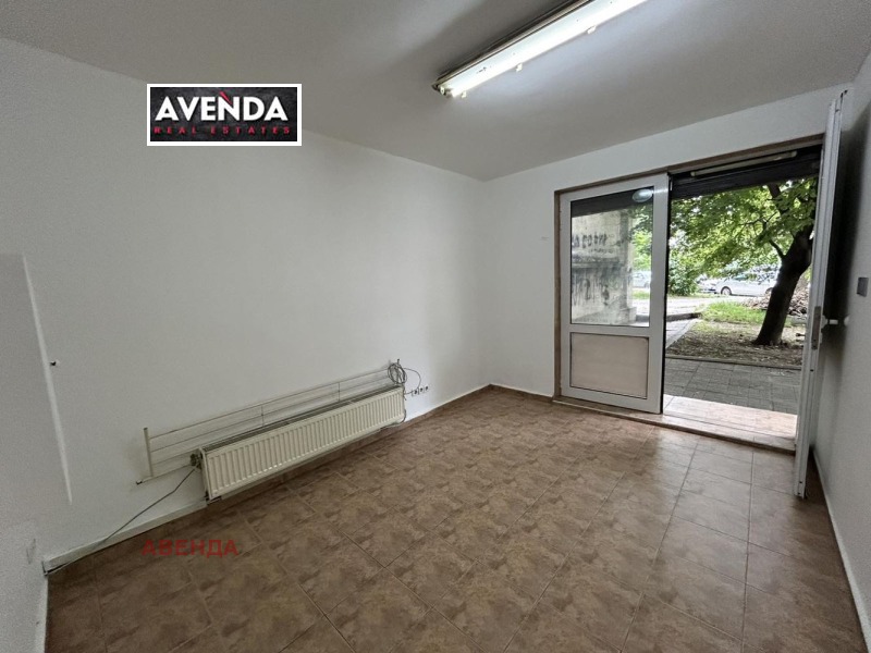 Под наем ОФИС, град София, Сухата река • 750 € / 1466.87 лв. • 47128774 1 — Holmes.bg Под наем ОФИС, град София, Сухата река • 750 € / 1466.87 лв. • 47128774 1