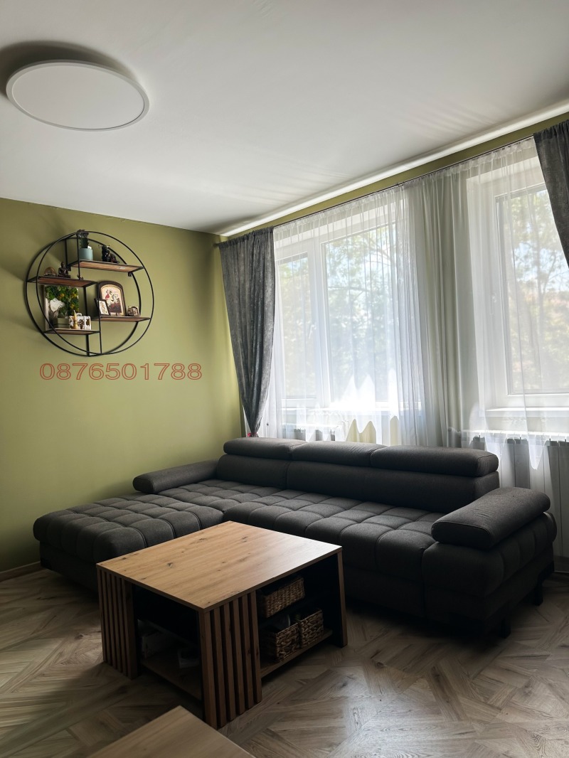 Под наем 3-СТАЕН, град София, Банишора • 900 € / 1760.25 лв. • 86230792 1 — Holmes.bg Под наем 3-СТАЕН, град София, Банишора • 900 € / 1760.25 лв. • 86230792 1