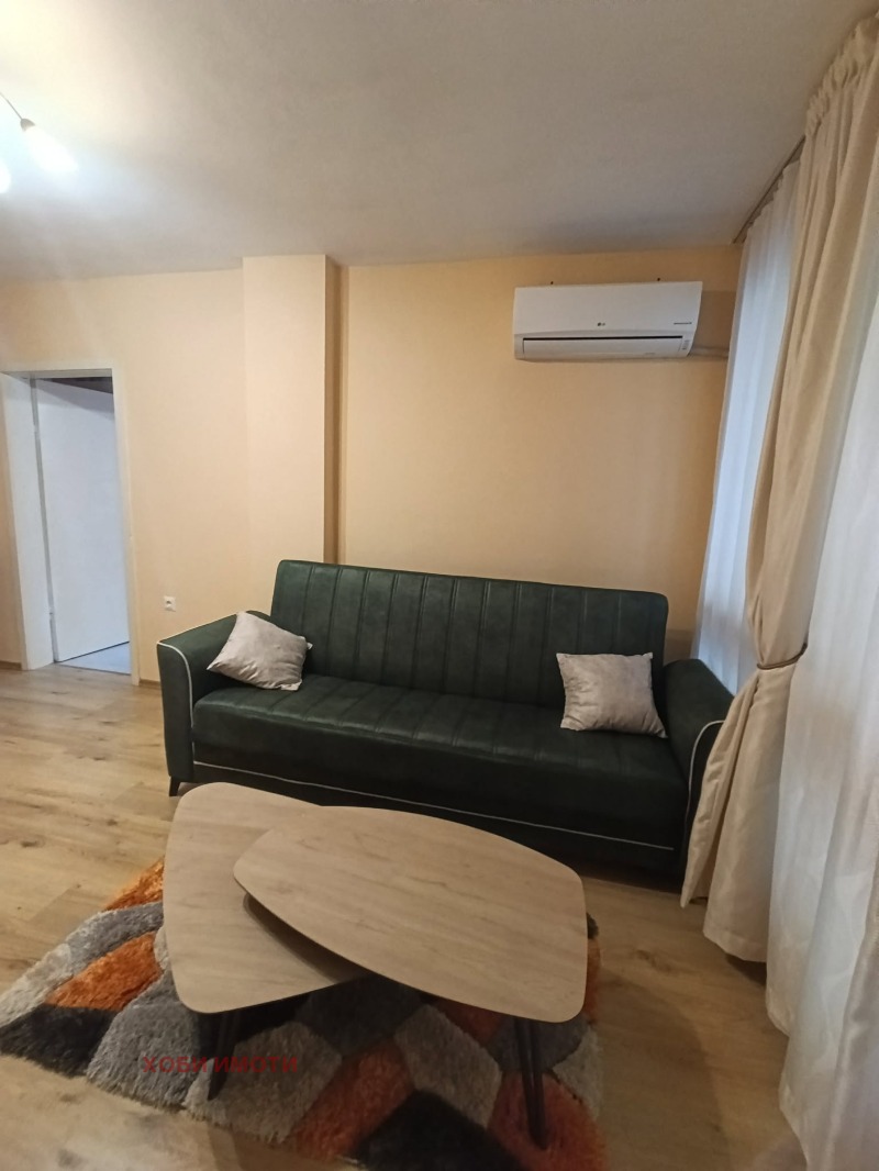 Под наем 2-СТАЕН, град Пловдив, Център • 450 € / 880.12 лв. • 43749355 1 — Holmes.bg Под наем 2-СТАЕН, град Пловдив, Център • 450 € / 880.12 лв. • 43749355 1
