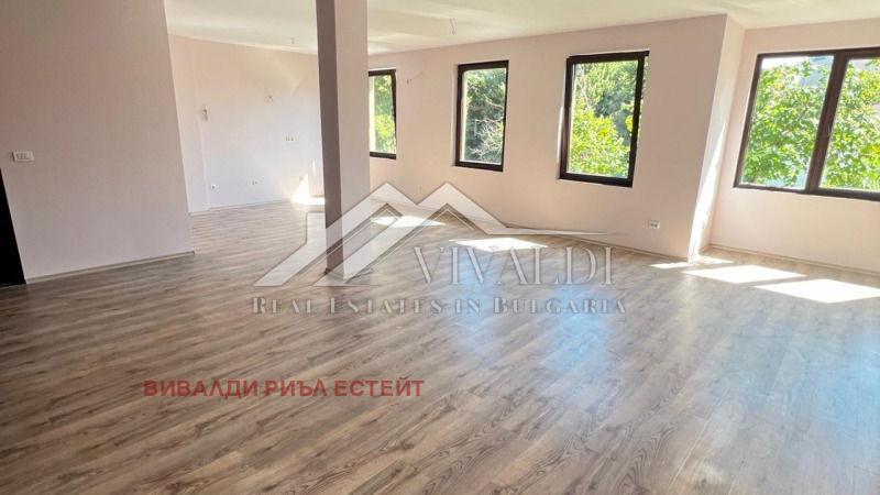Под наем ОФИС, град Варна, Център • 1300 € / 2542.58 лв. • 62526326 1 — Holmes.bg Под наем ОФИС, град Варна, Център • 1300 € / 2542.58 лв. • 62526326 1