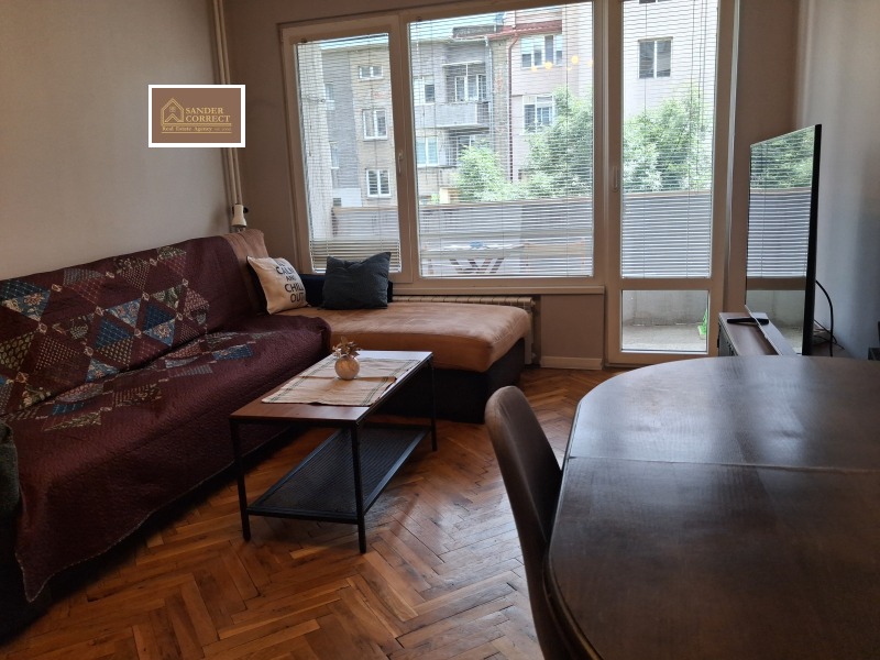 Под наем 3-СТАЕН, град София, Център • 800 € / 1564.66 лв. • 56148765 1 — Holmes.bg Под наем 3-СТАЕН, град София, Център • 800 € / 1564.66 лв. • 56148765 1