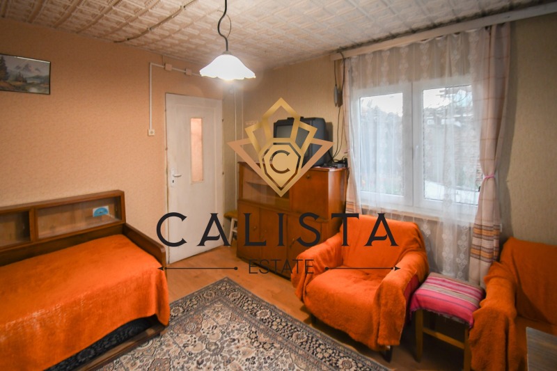 Под наем ЕТАЖ ОТ КЪЩА, град София, Овча купел • 350 € / 684.54 лв. • 63460585 1 — Holmes.bg Под наем ЕТАЖ ОТ КЪЩА, град София, Овча купел • 350 € / 684.54 лв. • 63460585 1