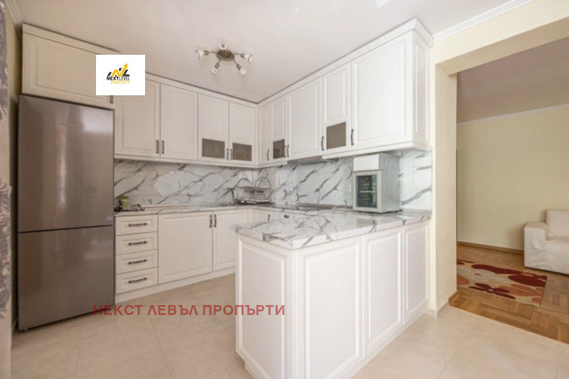 Под наем 3-СТАЕН, град София, Медицинска академия • 1200 € • 24578591 1 — Holmes.bg Под наем 3-СТАЕН, град София, Медицинска академия • 1200 € • 24578591 1