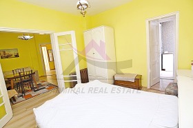 Обява Дава под наем 3-СТАЕН,град Варна, Център>