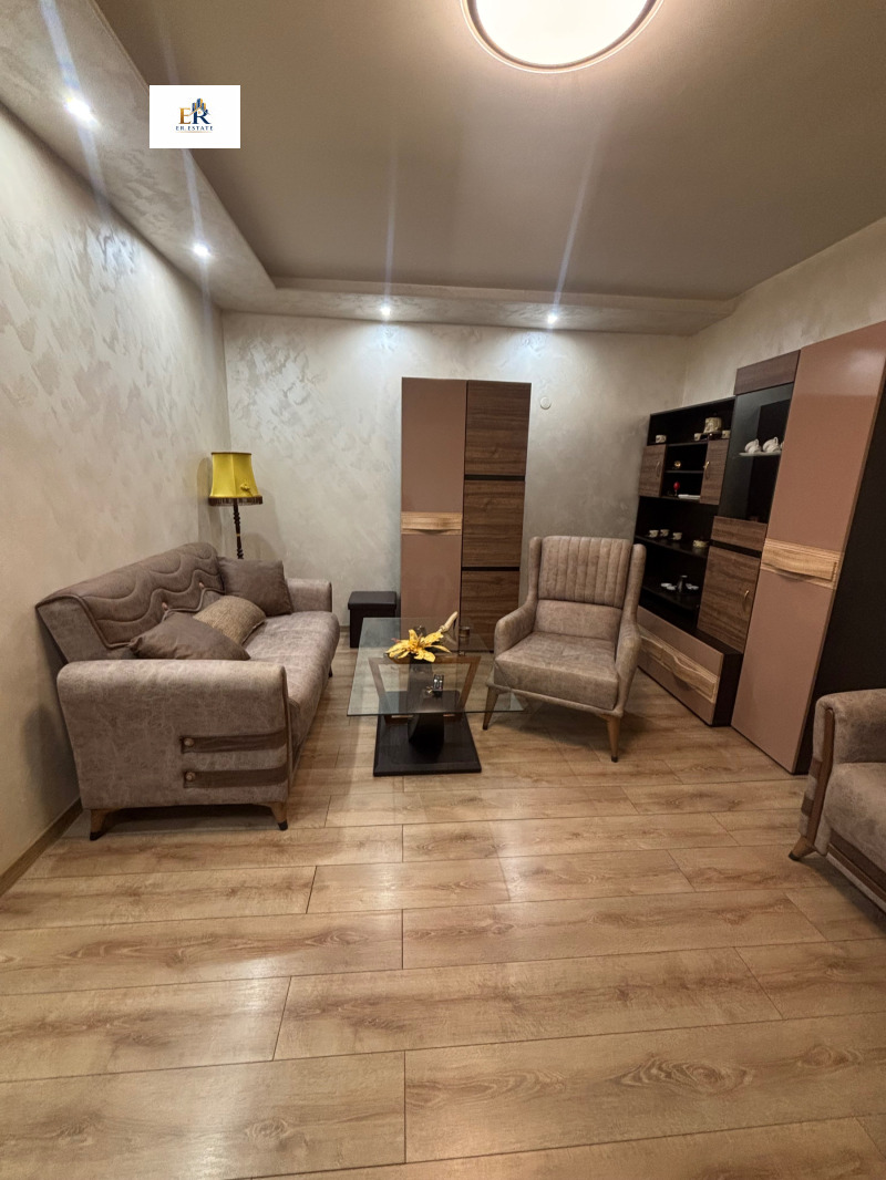 Под наем 1-СТАЕН, град Плевен, Дружба 1 • 350 € / 684.54 лв. • 14290751 1 — Holmes.bg Под наем 1-СТАЕН, град Плевен, Дружба 1 • 350 € / 684.54 лв. • 14290751 1