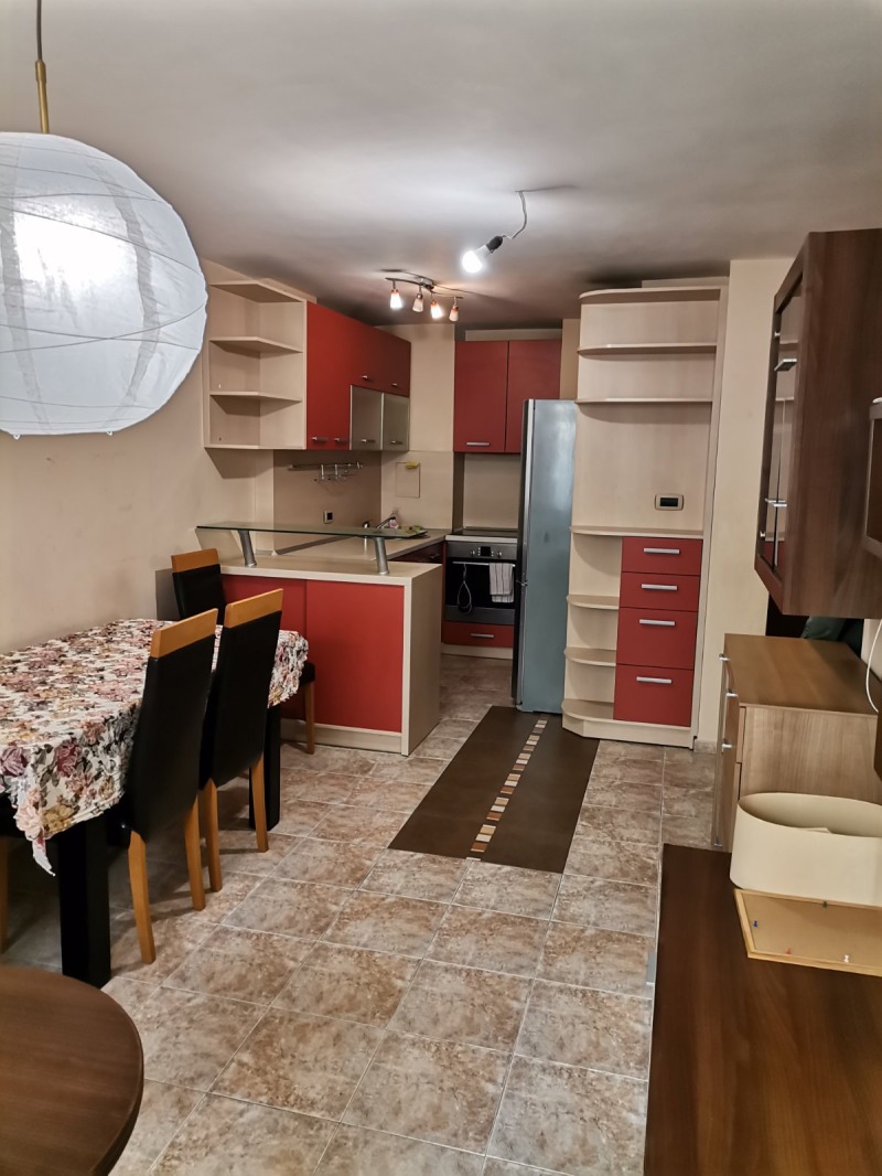 Под наем 2-СТАЕН, град София, Изток • 600 € / 1173.50 лв. • 69199860 1 — Holmes.bg Под наем 2-СТАЕН, град София, Изток • 600 € / 1173.50 лв. • 69199860 1