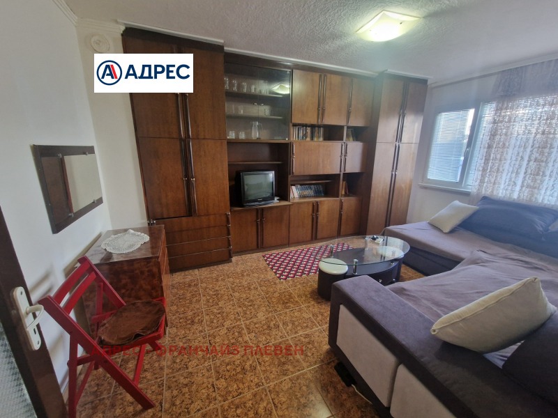 Под наем 1-СТАЕН, град Плевен, Дружба 2 • 250 € / 488.96 лв. • 37737201 1 — Holmes.bg Под наем 1-СТАЕН, град Плевен, Дружба 2 • 250 € / 488.96 лв. • 37737201 1