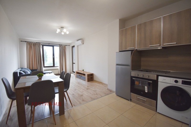 Под наем 3-СТАЕН, град София, Красна поляна 3 • 760 € / 1486.43 лв. • 35574040 1 — Holmes.bg Под наем 3-СТАЕН, град София, Красна поляна 3 • 760 € / 1486.43 лв. • 35574040 1