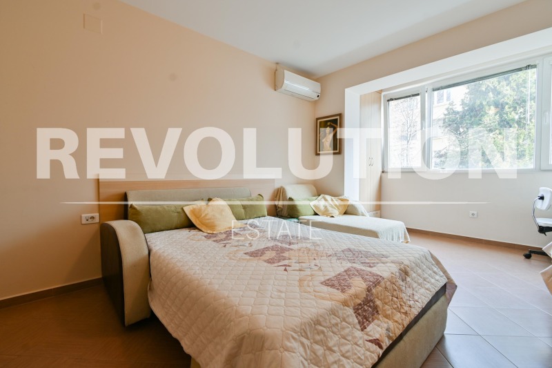 Под наем 3-СТАЕН, град София, Лозенец • 950 € • 37296047 1 — Holmes.bg Под наем 3-СТАЕН, град София, Лозенец • 950 € • 37296047 1
