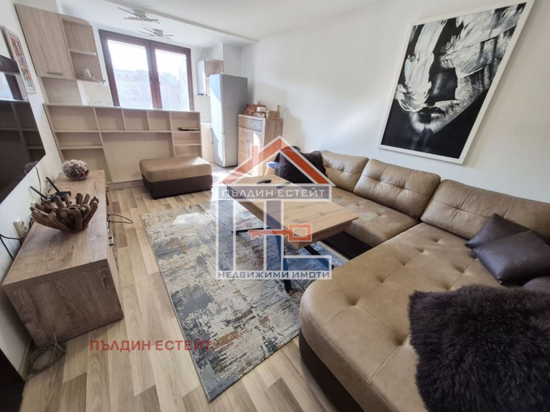 Под наем 3-СТАЕН, град Пловдив, Център • 550 € / 1075.71 лв. • 98451820 1 — Holmes.bg Под наем 3-СТАЕН, град Пловдив, Център • 550 € / 1075.71 лв. • 98451820 1