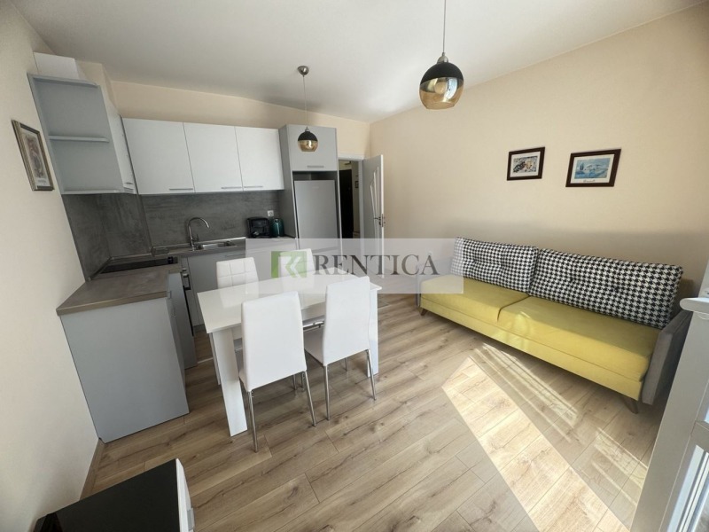 Под наем 2-СТАЕН, град Варна, Цветен квартал • 580 € • 25697413 1 — Holmes.bg Под наем 2-СТАЕН, град Варна, Цветен квартал • 580 € • 25697413 1