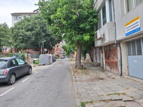 ГАРАЖ, ПАРКОМЯСТО, 20 m2 - Holmes.bg ГАРАЖ, ПАРКОМЯСТО, 20 m2
