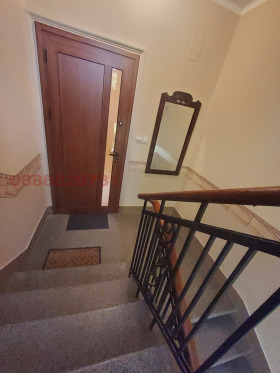 Обява Дава под наем 4-СТАЕН,град София, гр. Банкя