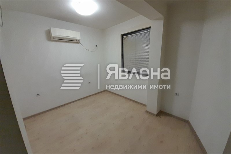 Под наем ОФИС, град Пловдив, Христо Смирненски • 1000 € / 1955.83 лв. • 10031803 1 — Holmes.bg Под наем ОФИС, град Пловдив, Христо Смирненски • 1000 € / 1955.83 лв. • 10031803 1