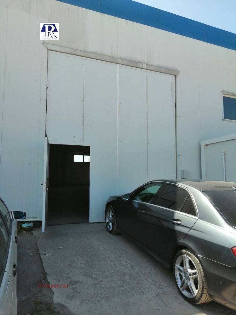 Под наем СКЛАД, град Плевен, Индустриална зона • 900 € / 1760.25 лв. • 90202741 1 — Holmes.bg Под наем СКЛАД, град Плевен, Индустриална зона • 900 € / 1760.25 лв. • 90202741 1