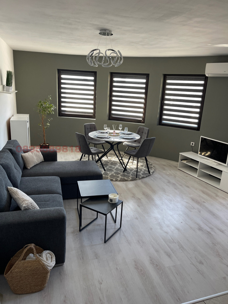 Под наем 2-СТАЕН, град Шумен, Пазара • 800 лв. / 409.03 € • 68275302 1 — Holmes.bg Под наем 2-СТАЕН, град Шумен, Пазара • 800 лв. / 409.03 € • 68275302 1