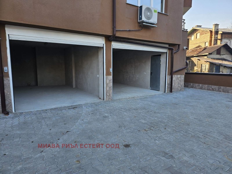 Под наем ГАРАЖ, ПАРКОМЯСТО, град София, Левски • 180 € • 18884963 1 — Holmes.bg Под наем ГАРАЖ, ПАРКОМЯСТО, град София, Левски • 180 € • 18884963 1