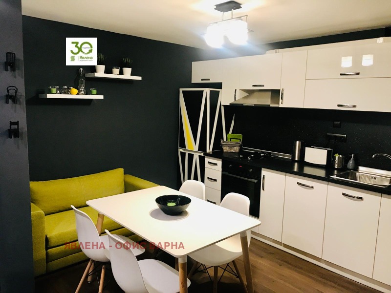 Под наем 2-СТАЕН, град Варна, Център • 530 € • 23324105 1 — Holmes.bg Под наем 2-СТАЕН, град Варна, Център • 530 € • 23324105 1