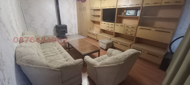 Под наем 3-СТАЕН, град Пазарджик, Устрем • 300 € • 41558495 1 — Holmes.bg Под наем 3-СТАЕН, град Пазарджик, Устрем • 300 € • 41558495 1