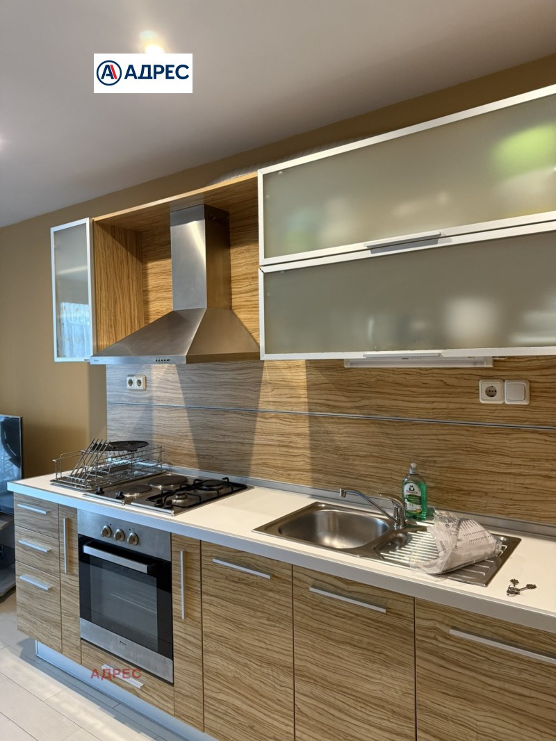 Под наем 2-СТАЕН, град Варна, Център • 600 € • 21552616 1 — Holmes.bg Под наем 2-СТАЕН, град Варна, Център • 600 € • 21552616 1