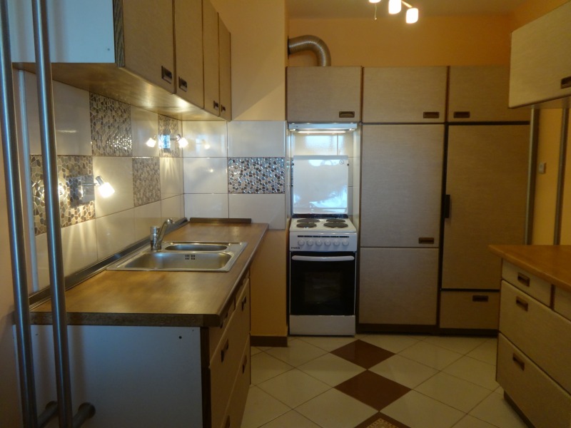 Под наем 3-СТАЕН, град София, Сухата река • 680 € / 1329.96 лв. • 39602701 1 — Holmes.bg Под наем 3-СТАЕН, град София, Сухата река • 680 € / 1329.96 лв. • 39602701 1