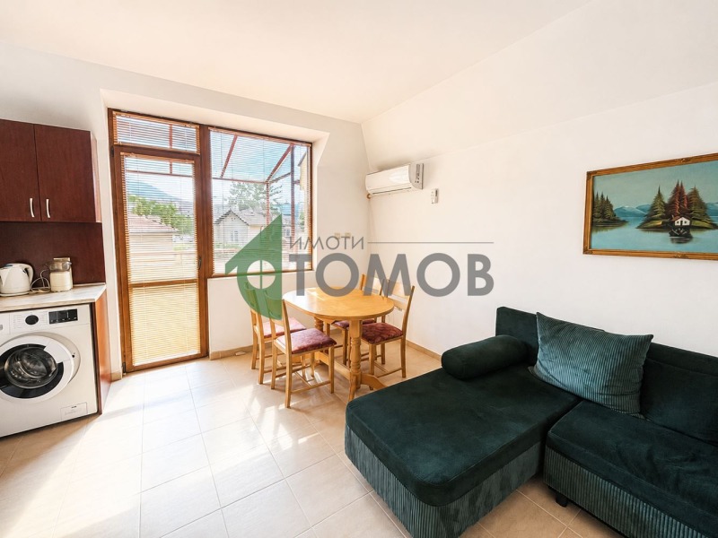Под наем 2-СТАЕН, град Шумен, Център • 300 € / 586.75 лв. • 92423113 1 — Holmes.bg Под наем 2-СТАЕН, град Шумен, Център • 300 € / 586.75 лв. • 92423113 1